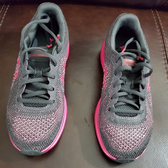 under armour women's liquify shoes